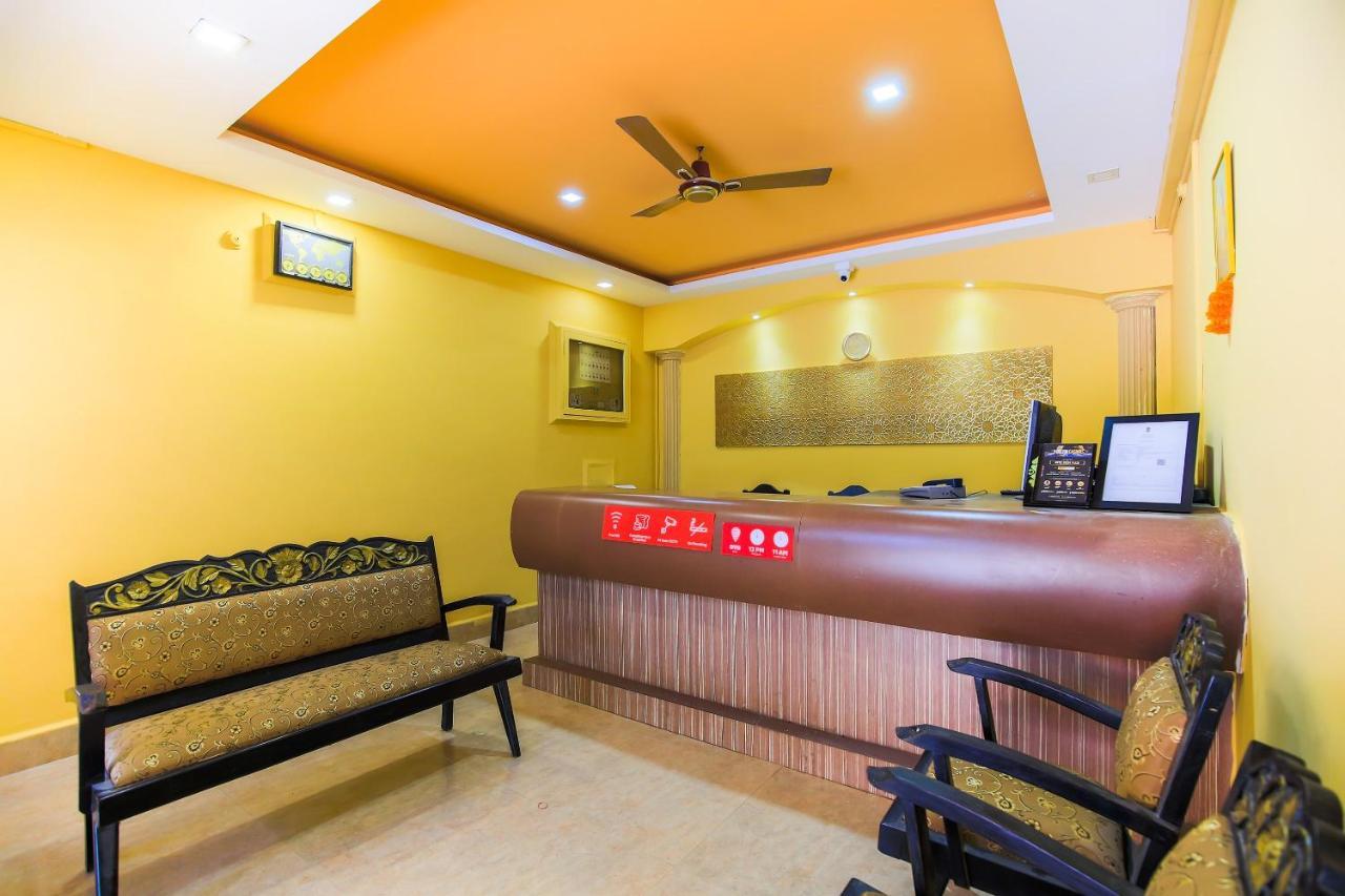 Oyo 18794 Hotel Colva Plaza エクステリア 写真