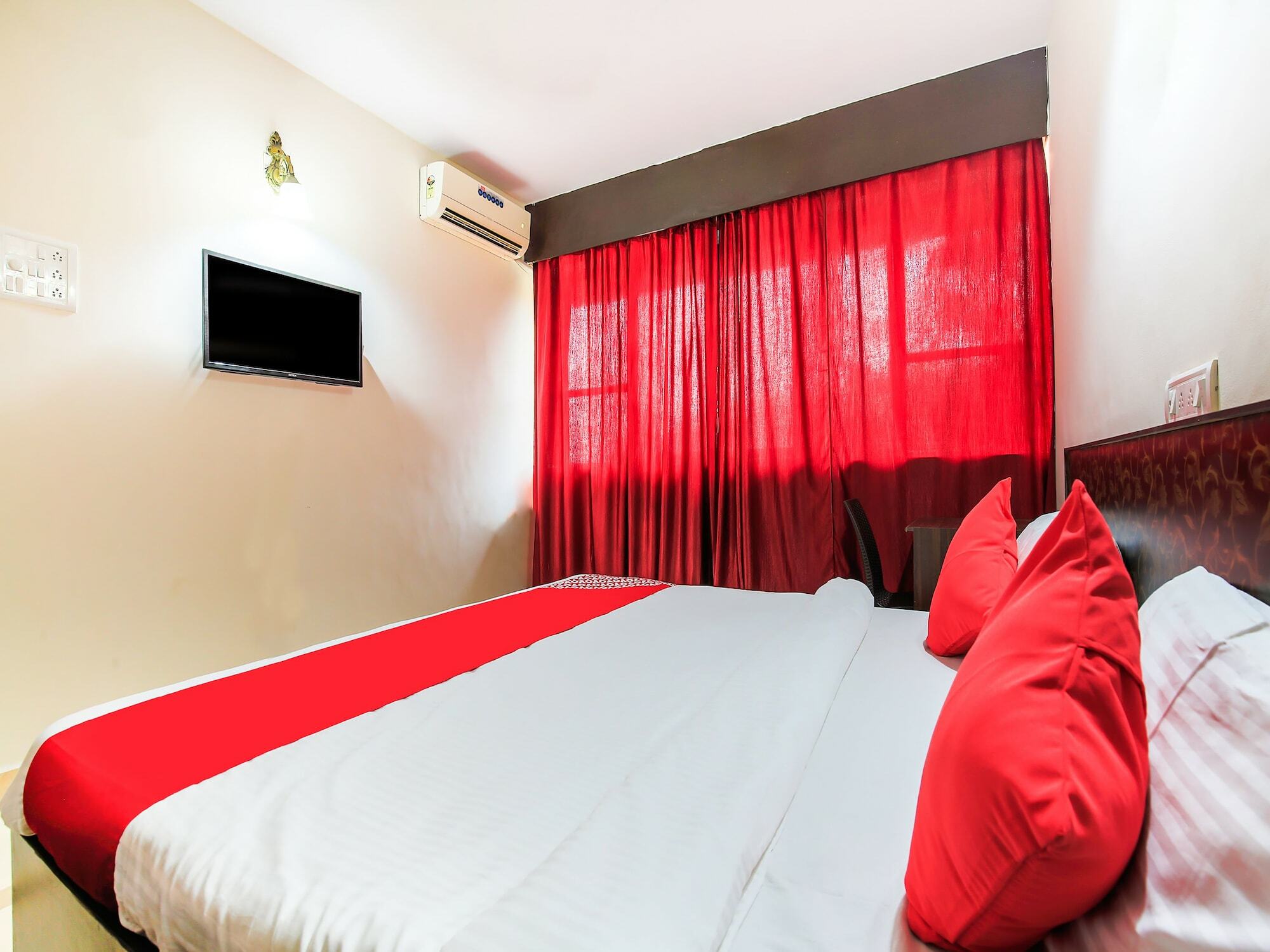 Oyo 18794 Hotel Colva Plaza エクステリア 写真